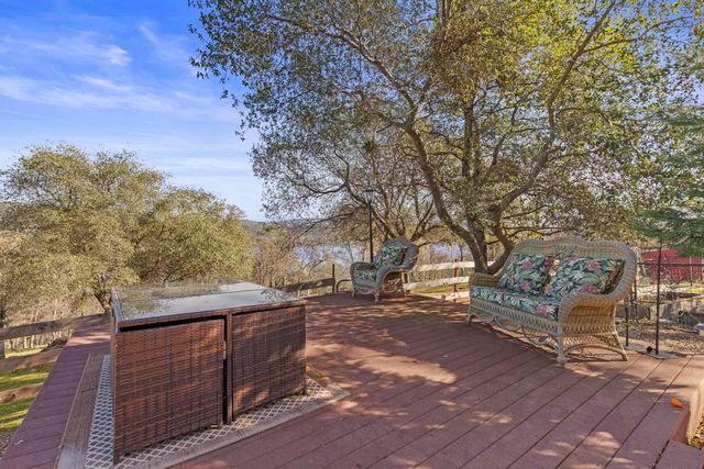 7594 Leahs Way, Browns Valley, CA 95918
