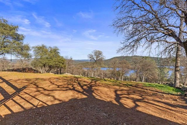 7594 Leahs Way, Browns Valley, CA 95918