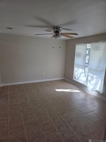 5723 Hartford Ave, Baton Rouge, LA 70812