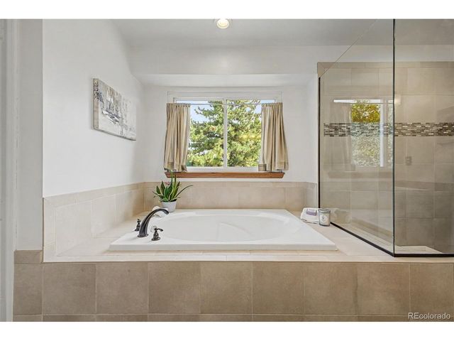 105 Wolf Creek Trl, Broomfield, CO 80020
