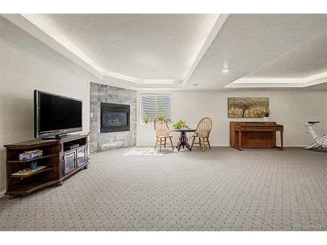 105 Wolf Creek Trl, Broomfield, CO 80020