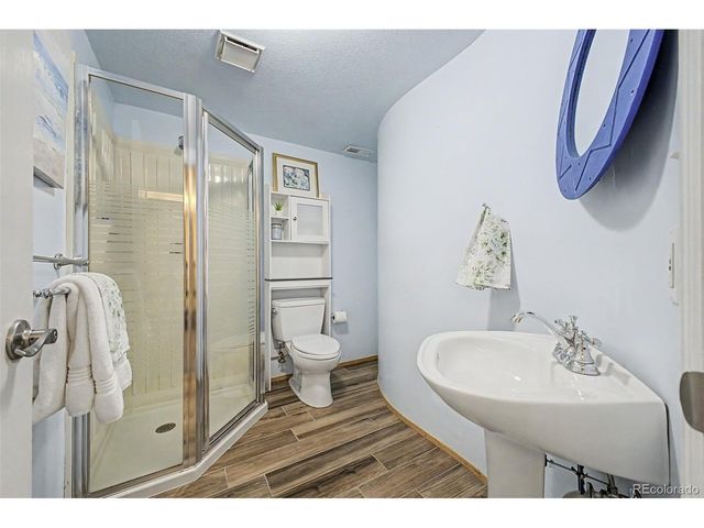 105 Wolf Creek Trl, Broomfield, CO 80020