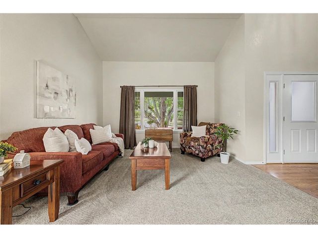105 Wolf Creek Trl, Broomfield, CO 80020