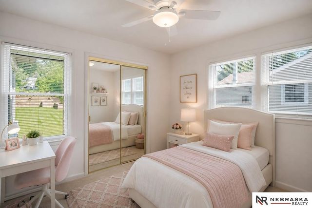 1033 N 76th Street, Omaha, NE 68114