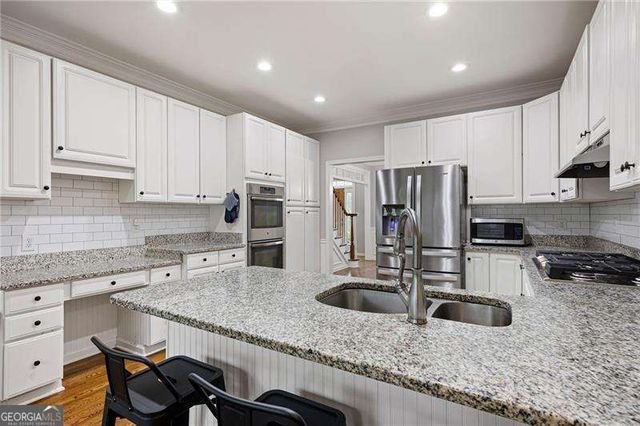 3180 Crestmont Way NW, Kennesaw, GA 30152