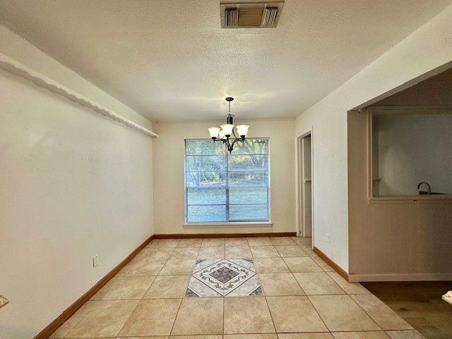 2601 Pebblebrook Street, Arlington, TX 76014