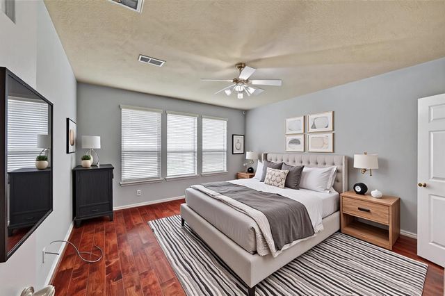 2409 Shorebrook Drive, Pearland, TX 77584