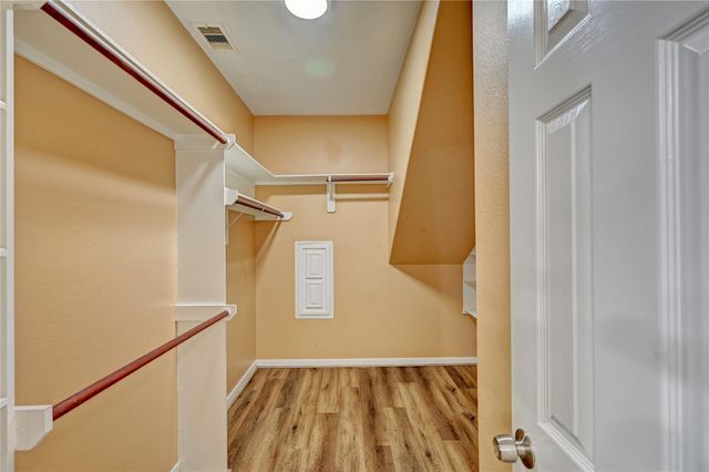 2409 Shorebrook Drive, Pearland, TX 77584