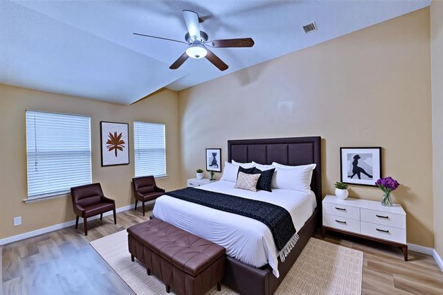 2409 Shorebrook Drive, Pearland, TX 77584