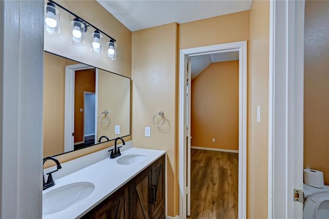 2409 Shorebrook Drive, Pearland, TX 77584