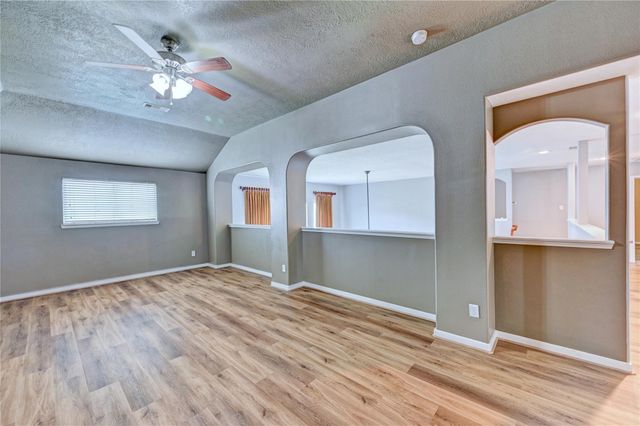 2409 Shorebrook Drive, Pearland, TX 77584