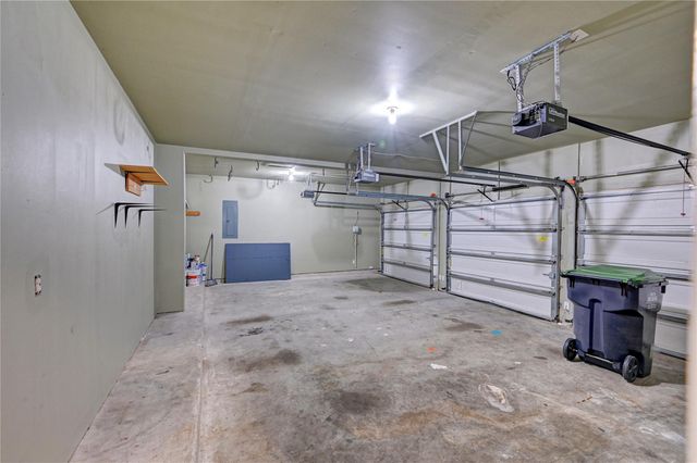 2409 Shorebrook Drive, Pearland, TX 77584