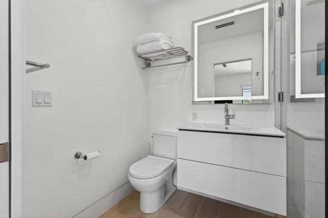 5720 Old Ocean Boulevard 5e, Ocean Ridge, FL 33435