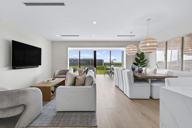 5720 Old Ocean Boulevard 5e, Ocean Ridge, FL 33435