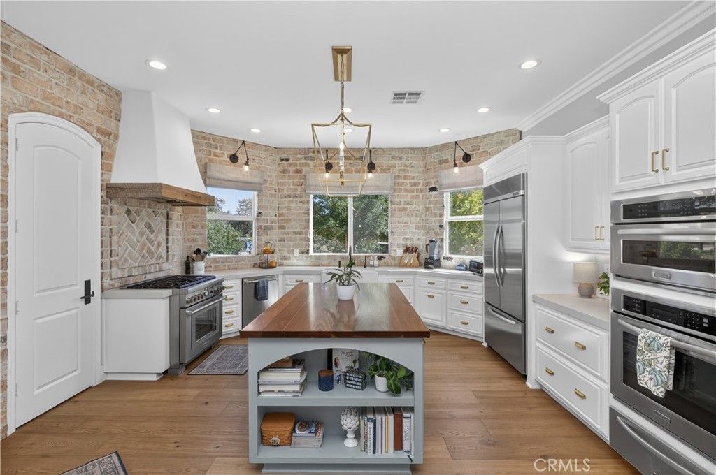 Image 12 of property listing at 37565 Purdue, Temecula, CA 92592