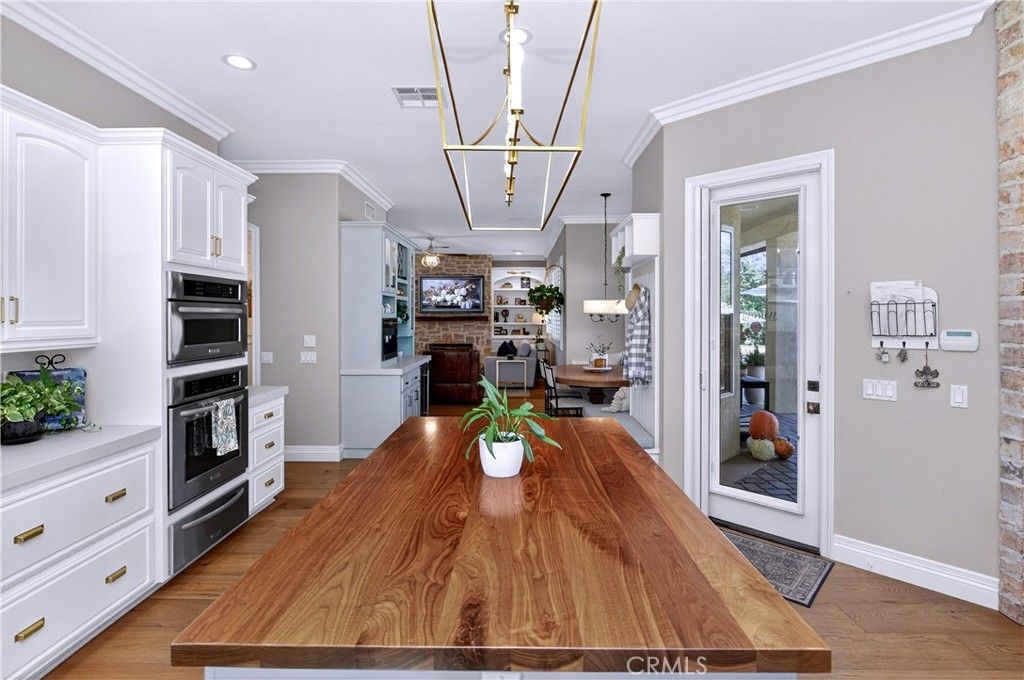 Image 18 of property listing at 37565 Purdue, Temecula, CA 92592