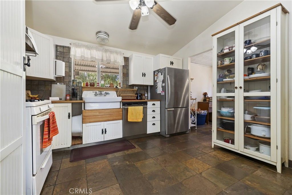 Image 53 of property listing at 37565 Purdue, Temecula, CA 92592