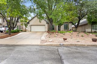 1318 Barton Crk, San Antonio, TX 78258
