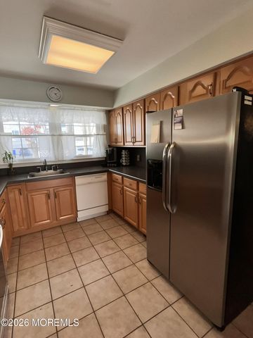 491 Coral Lane, Manahawkin, NJ 08050