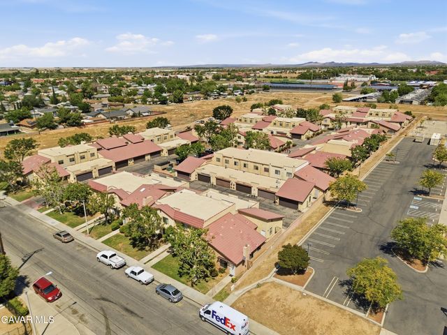 1700 E Ave Q-14 14, Palmdale, CA 93550