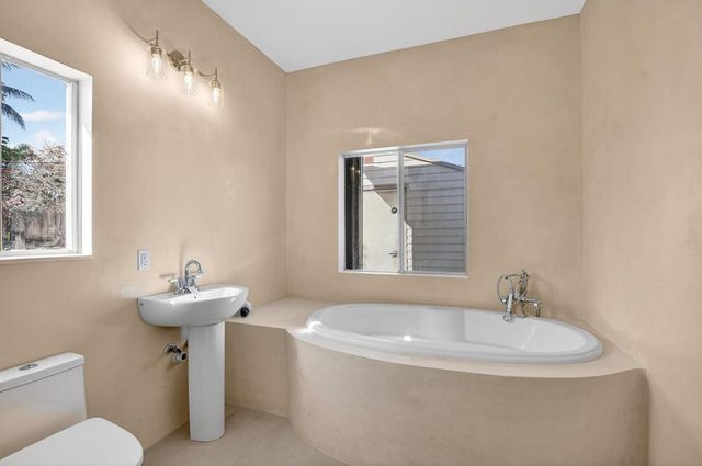 467 NE 31st Street, Boca Raton, FL 33431