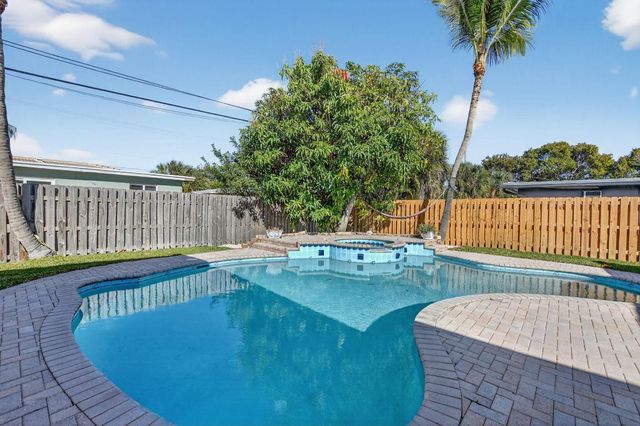 467 NE 31st Street, Boca Raton, FL 33431