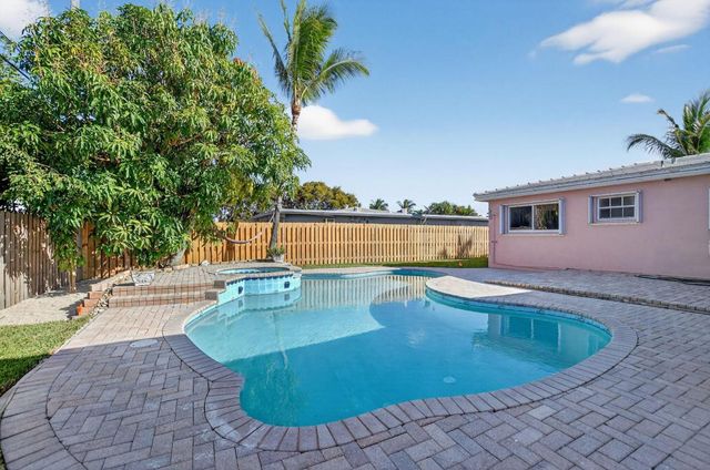 467 NE 31st Street, Boca Raton, FL 33431