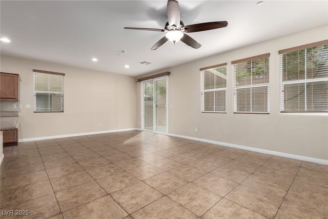 945 Spiracle Avenue, Henderson, NV 89002