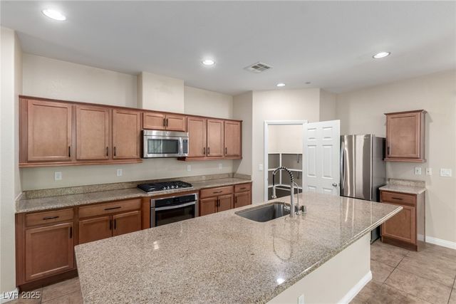 945 Spiracle Avenue, Henderson, NV 89002