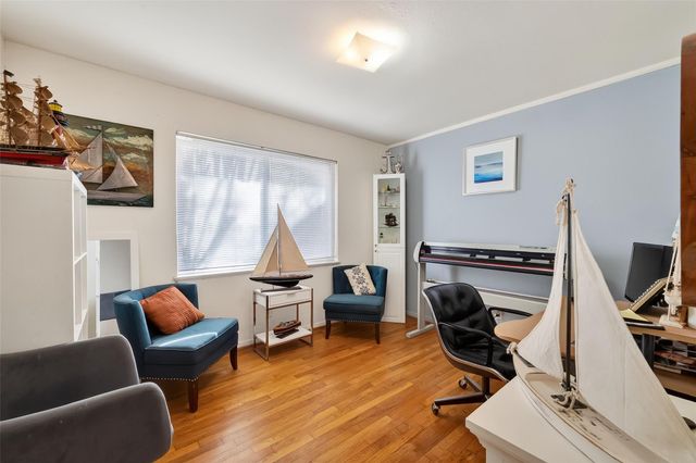 5611 W Airport Boulevard, Houston, TX 77035