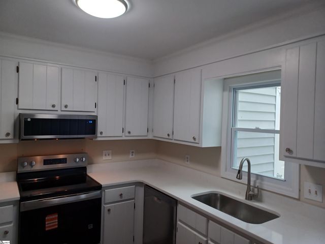 16 Townes Court, Spartanburg, SC 29301