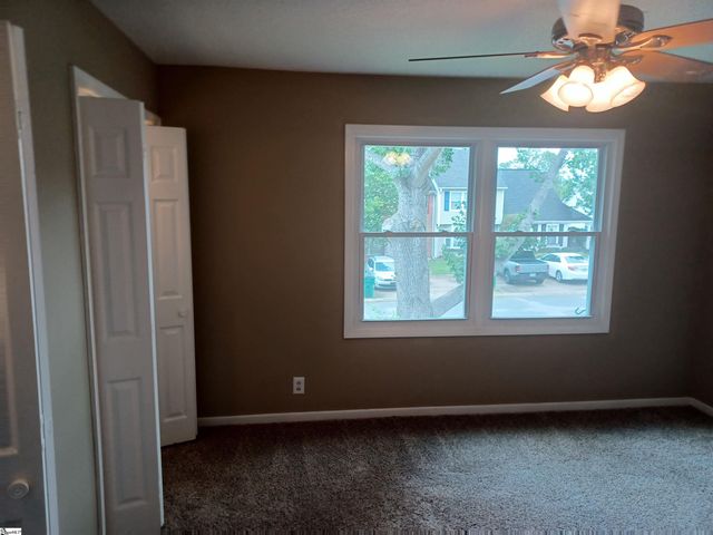 16 Townes Court, Spartanburg, SC 29301