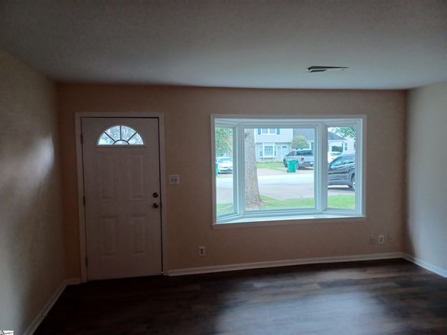 16 Townes Court, Spartanburg, SC 29301