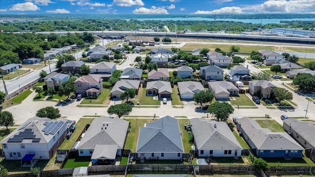 2612 Diver Court, Fort Worth, TX 76119