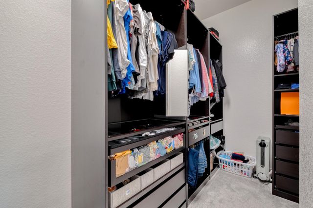 2424 Orchard WAY, Leander, TX 78641