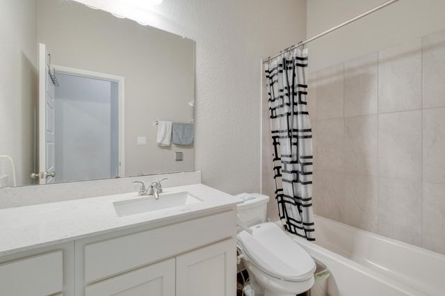 2424 Orchard WAY, Leander, TX 78641