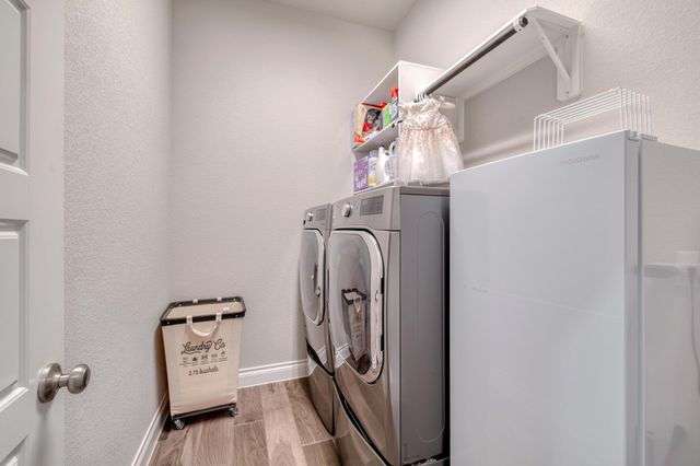 2424 Orchard WAY, Leander, TX 78641