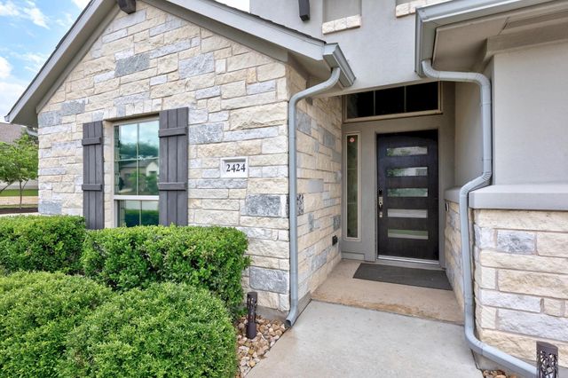 2424 Orchard WAY, Leander, TX 78641