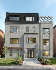 2945 Three Oaks Ln, Cincinnati, OH 45209