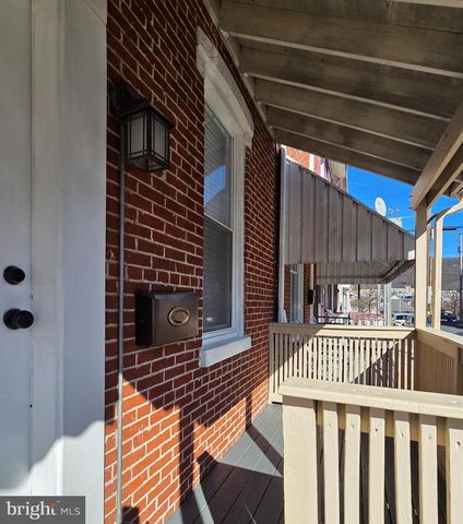 537 WINDSOR ST, Reading, PA 19601