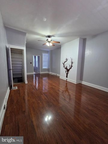 537 WINDSOR ST, Reading, PA 19601