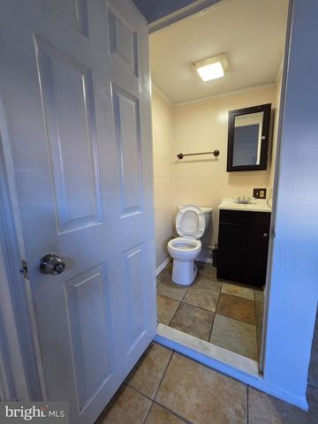 537 WINDSOR ST, Reading, PA 19601