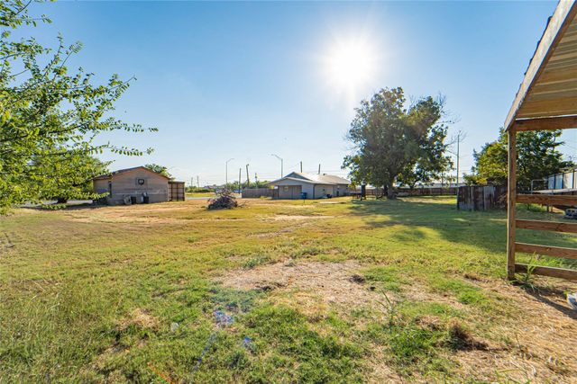 844 N US Highway 183, Breckenridge, TX 76424