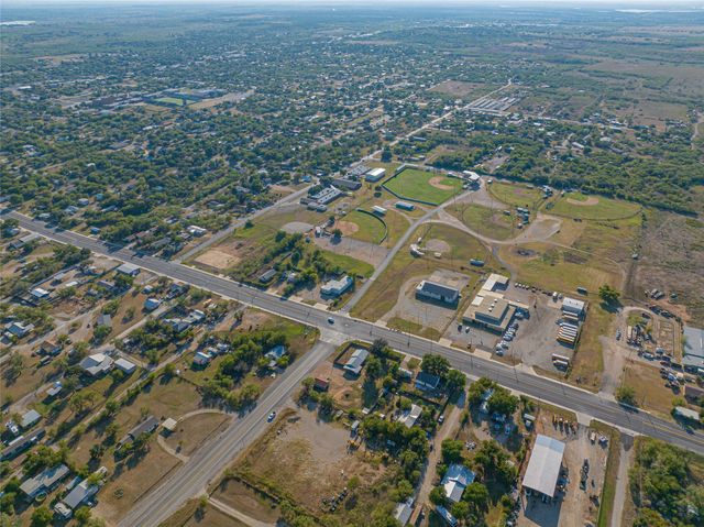 844 N US Highway 183, Breckenridge, TX 76424