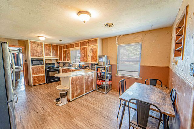 844 N US Highway 183, Breckenridge, TX 76424