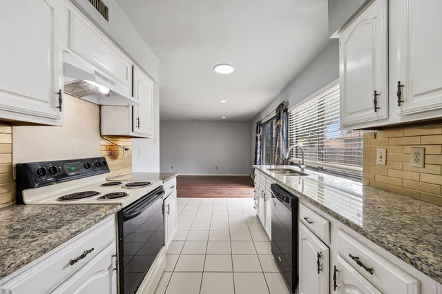 2933 Silverdale Lane, Garland, TX 75044