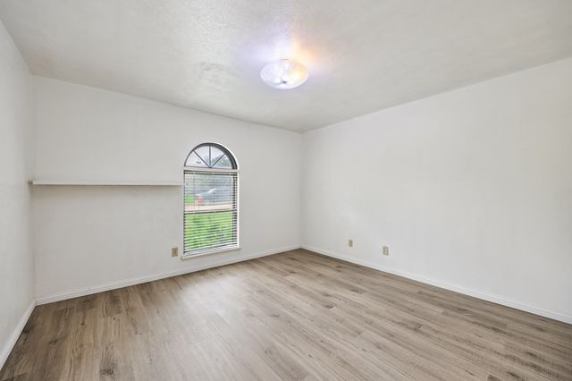 2933 Silverdale Lane, Garland, TX 75044
