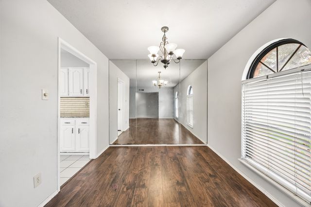 2933 Silverdale Lane, Garland, TX 75044