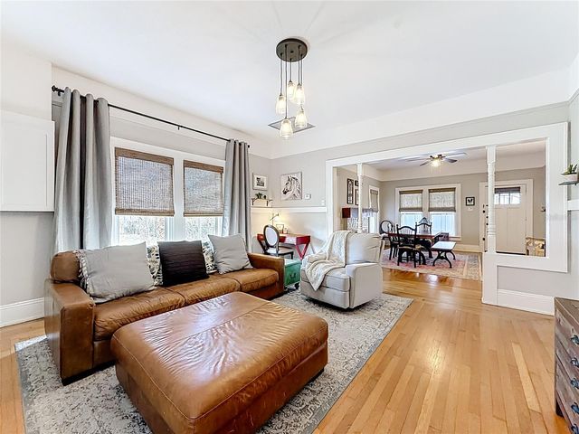 311 S CENTRAL AVENUE, Umatilla, FL 32784