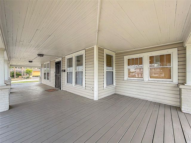 311 S CENTRAL AVENUE, Umatilla, FL 32784